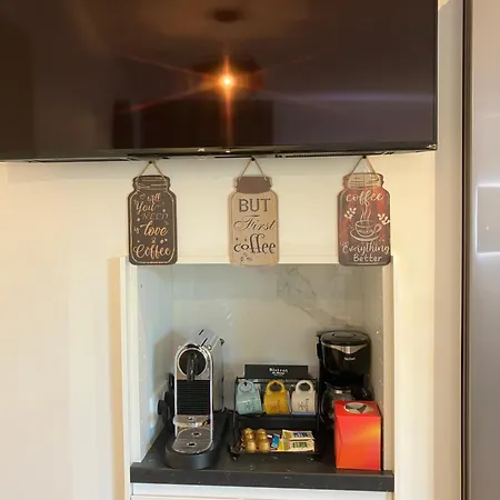 Vue à 300m Du Centre-ville De Porto-vecchio