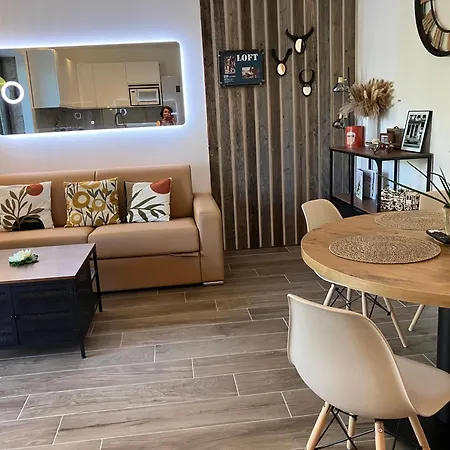 Vue Mer, Jardin Terrasse, Parking Prive A 300m Du Centre-ville De Porto-vecchio