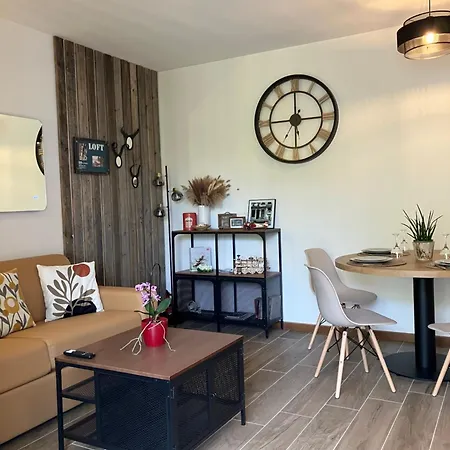 Vue A 300m Du Centre-ville De Porto-vecchio *