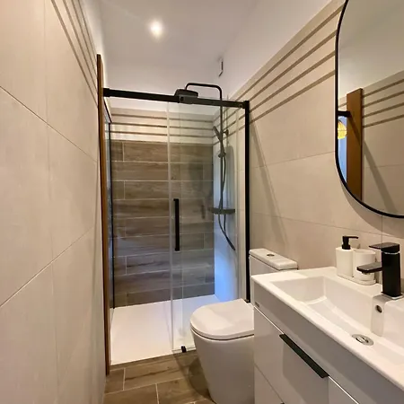 Villa Vue A 300 M Centre-jardin, Terrasse, Parking Gratuit, Portail Electrique, 2 Chambres, 2 Sdb Porto-Vecchio (Corsica)