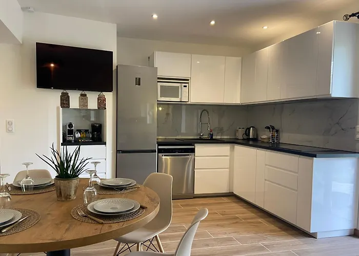 Villa Vue Mer, Jardin Terrasse, Parking Privé à 300m Du Centre-ville De Porto-vecchio